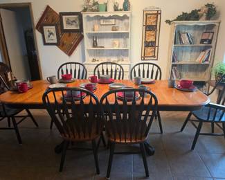 Dining table, dinner set