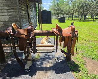Heart of Texas Saddles 15.5"