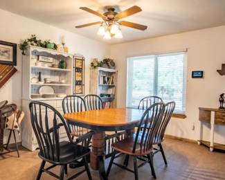 Dining room table
