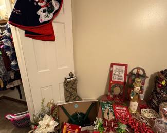 tree skirts and toppers