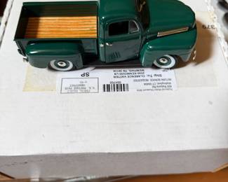 another vintage truck