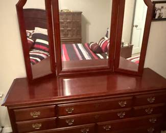 Suite dresser and mirror