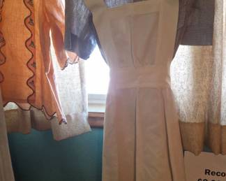 1941 nurses dress