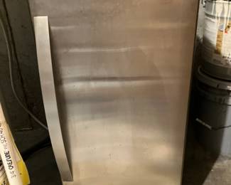 Ice maker