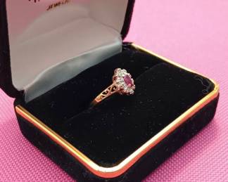 14k Gold Diamond And Red Stone Ring
