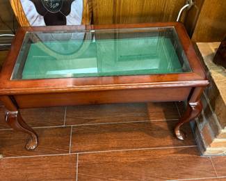 Display Table