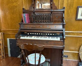 Boyd Pump Organ