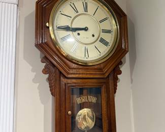 Regulator Clock