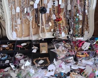 Necklaces, rings, earrings, bracelets