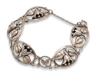 98 Coro Norseland Sterling Floral Link Bracelet