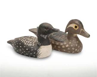 0669 Hughes  Merritt Carved Miniature Loon  Duck Decoys