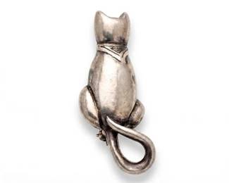83 Figural Seated Cat Sterling Silver Brooch