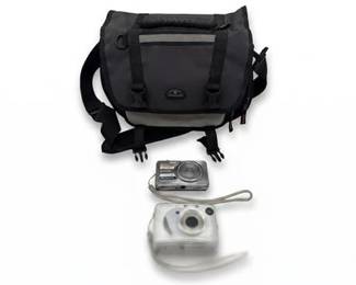 0700 Sony Cybershot Digital Cameras  Samsonite Bag Lot