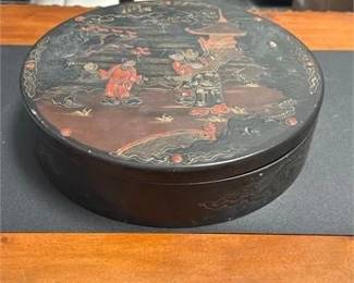 0411 Chinese GiltIncised Black Lacquer Round Box, Figures