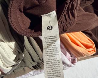 Women’s athletic and athleisure bottoms