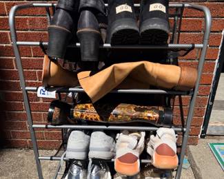 Women’s shoes size 6 and 7