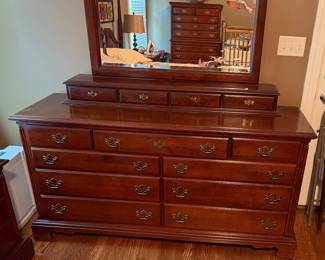 Mahogany Dresser