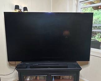 Samsung 4K UHD Smart TV