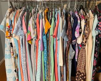 Vintage Women's Clothing