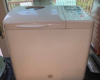 Williams Sonoma Bread Machine