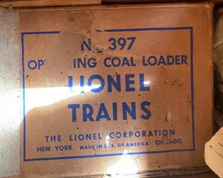 Lionel No. 397 Operating Coal Loader