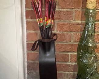 Decorative Arrows in Quiver