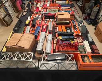 Large Collection of Lionel Trains and Accessories