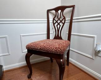Chippendale Style Dining Set with Fretwork Back Chairs Vtg