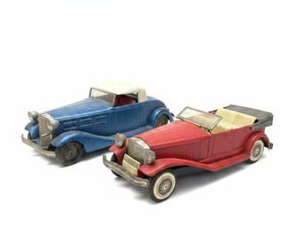 Tin Lithographed Cadillac 1933 Toy Car