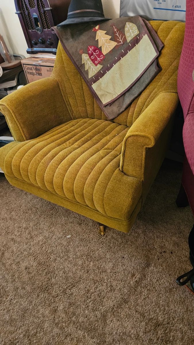 MCM Chairs