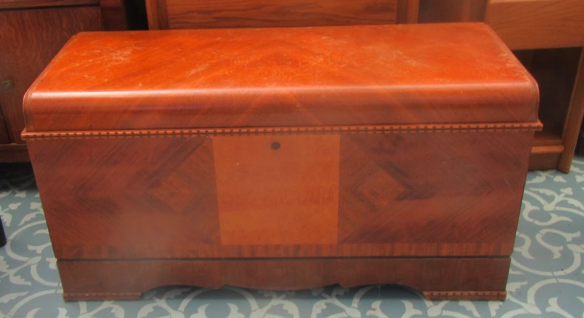 Super nice Lane vintage cedar chest (Hope Chest) great shape
