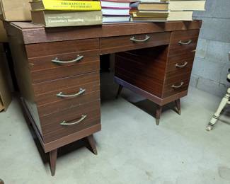MCM desk