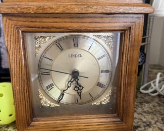 lindon antique clock