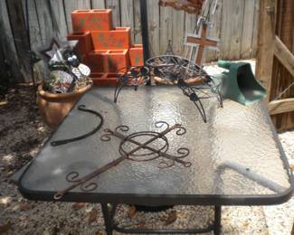Patio table