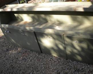 VINTAGE Avacado wall cabinet unit      good condition