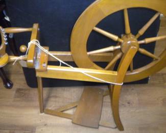 Spinning wheel great condition