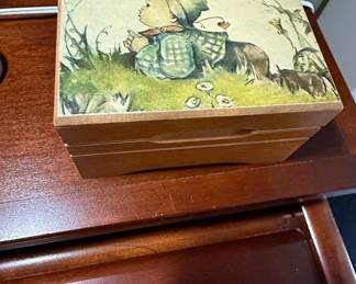 Vintage Hummel Umbrella Girl Music Box