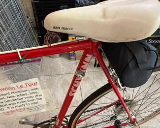 Vintage Schwinn Le Tour Road Bicycle third image