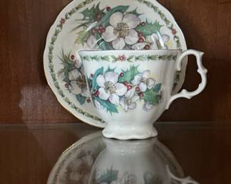 Royale Garden Bone China Teacup and Saucer Set