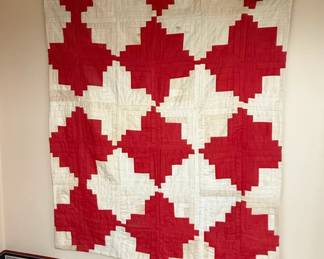 Red and Cream Log Cabin Quilt