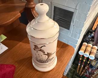 Vintage lamp base with Geese Motif and Gold Trim second image