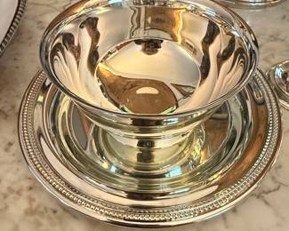 Oneida Silver Plated Footed Compote Dish with Underplate