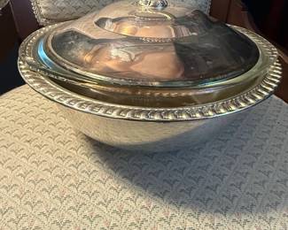 Silver Plated Covered Casserole Dish with Pyrex Insert by Wm. Rogers second image
