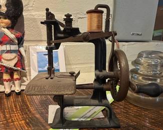 Smith Egge Little Comfort Cast Iron Chain Drive Sewing Machine
