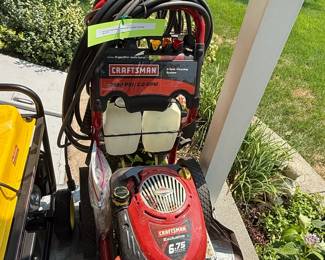 Craftsman Exclusive . HP PSI . GPM Gas Powered Pressure Washer