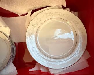 Fine China of Japan Helena Pattern Platinum Trim Dinnerware Set