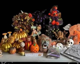 Huge Fall Halloween Decoration Lot Spooky Harvest Tabletop Decor, Wreaths And More
