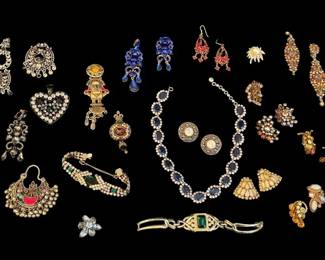 Sparkling Vintage Rhinestone Costume Jewelry Destash Lot
