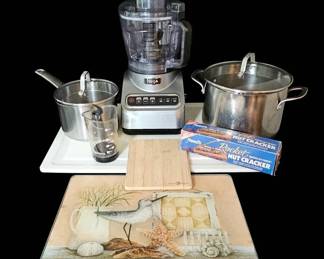 Culinary Bundle, Ninja, Cutting Boards And Nutcracker