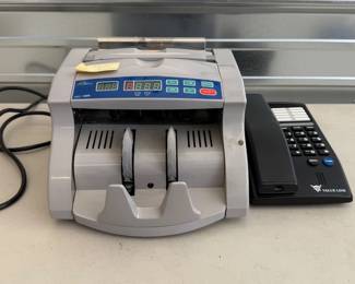 Royal Sovereign Cash Counter